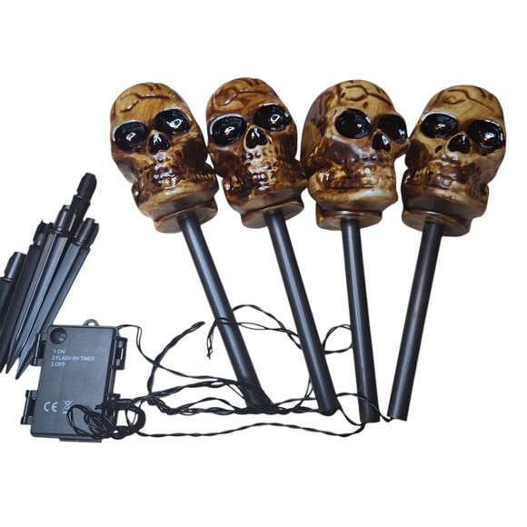Halloween Skull Lights Battery Operated Outdoor Spooky Yard Stake Flashing Path - Picture 5 of 6